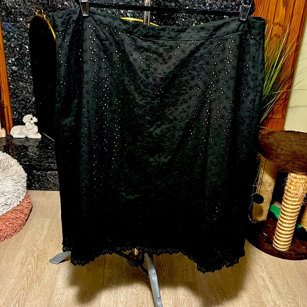 Avenue Skirt